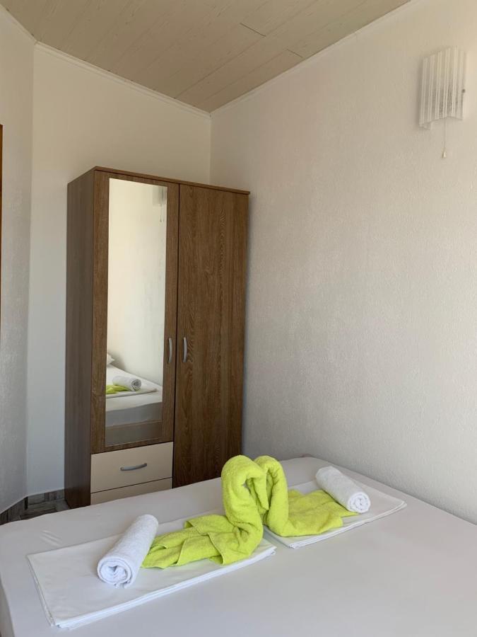 Studio Apartment Simi Trogir Exterior foto